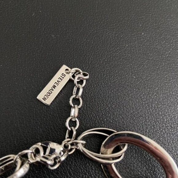 Steve Madden Silver tone Metal Chain Oval round Link Necklace - Picture 3 of 3